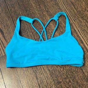 Lululemon free to be bra